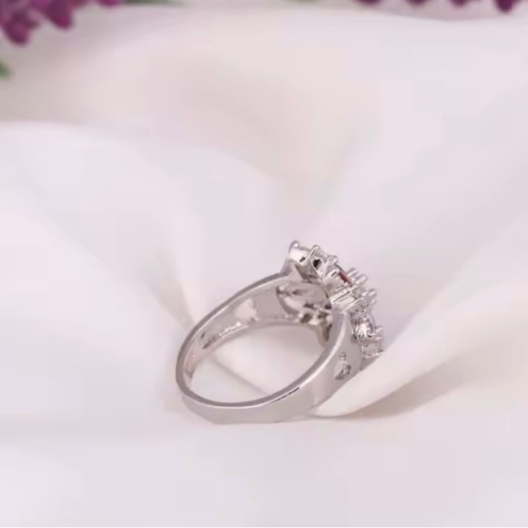 S925 Fashion Ring With Silver Colorful Cubic Zirconia. - Picture 6 of 7